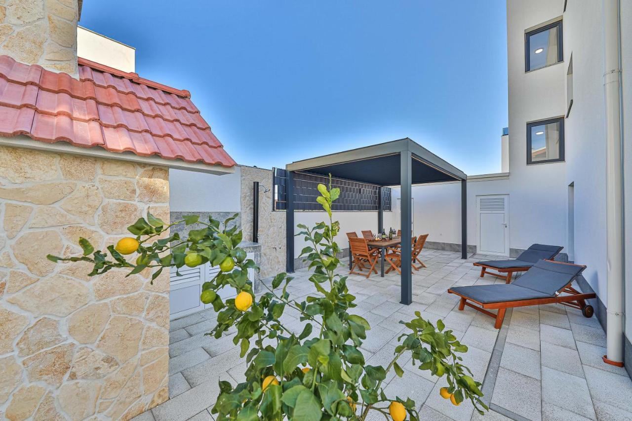 Luxury Apartment Pia With Swimming Pool And Grill تروغير المظهر الخارجي الصورة