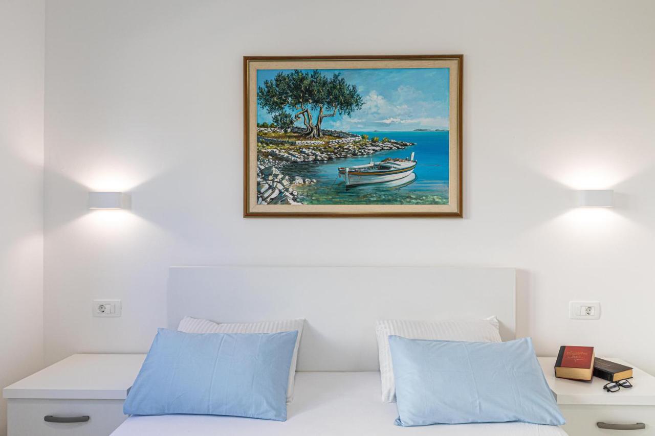 Luxury Apartment Pia With Swimming Pool And Grill تروغير المظهر الخارجي الصورة