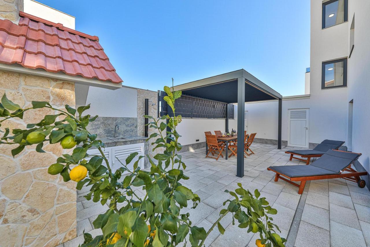 Luxury Apartment Pia With Swimming Pool And Grill تروغير المظهر الخارجي الصورة